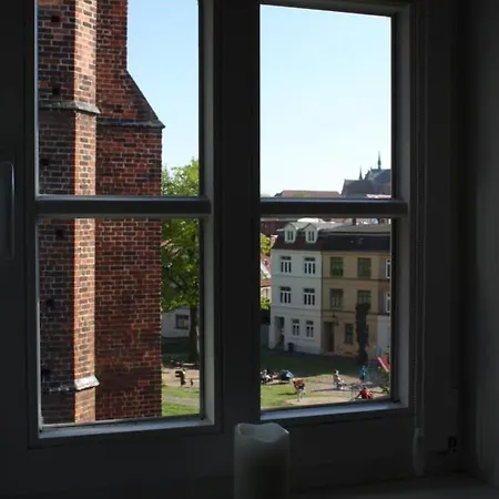 Nikolaikirch-Hof Apartment Wismar Exterior photo