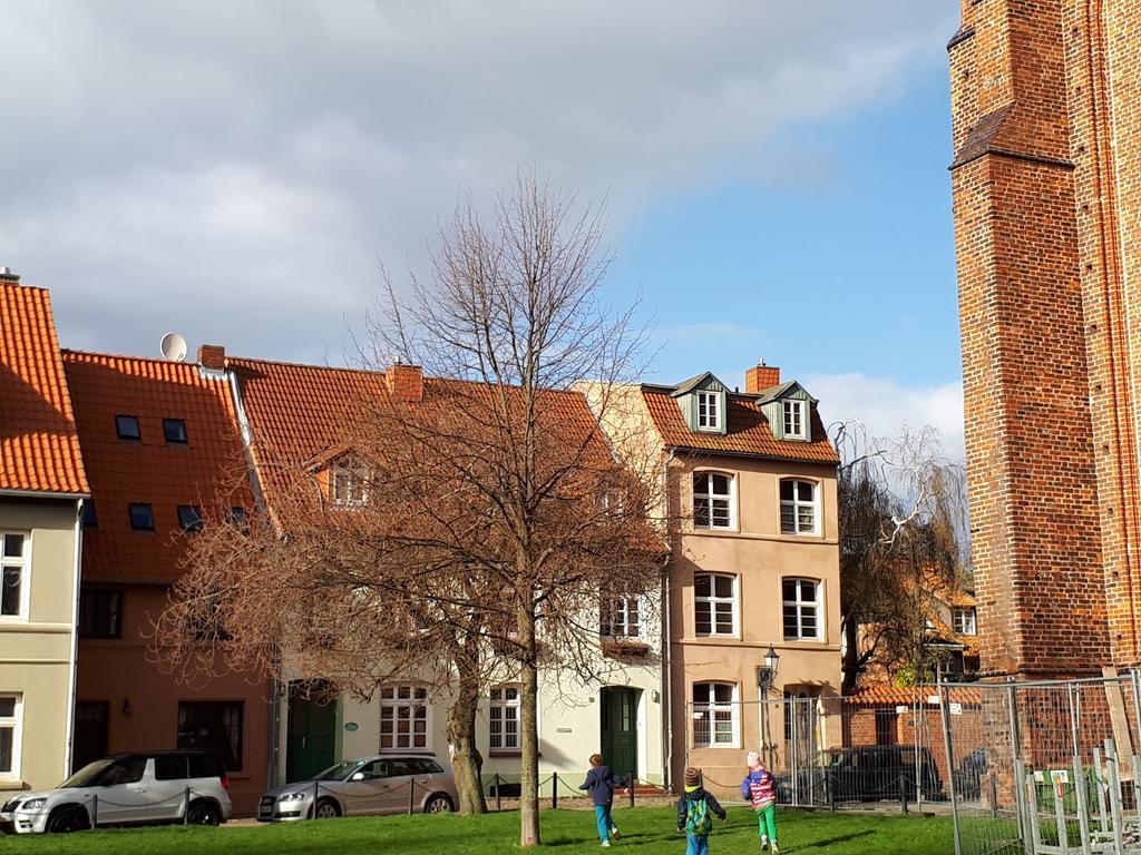 Apartment Nikolaikirch-hof Wismar